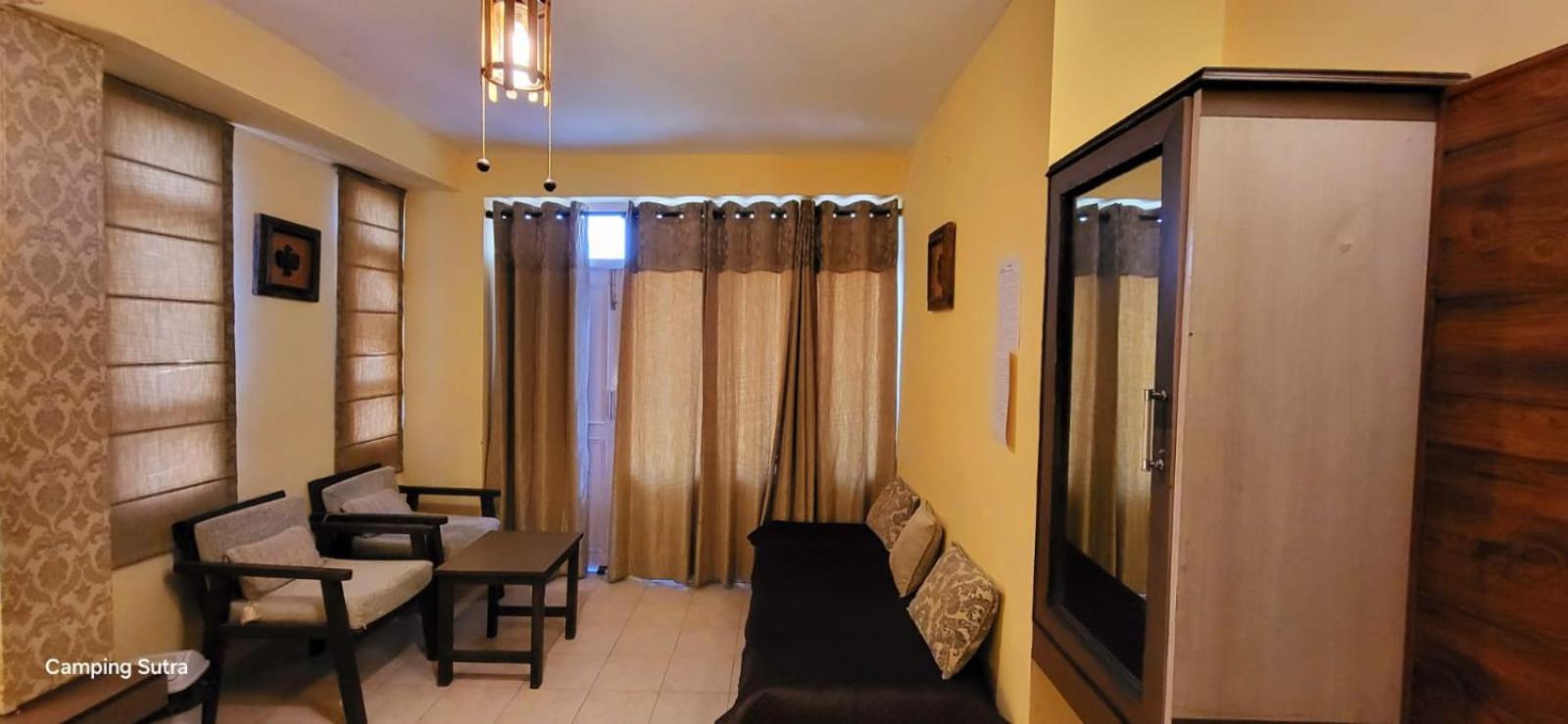 Hotel The Club Nine Mukteshwar Ngoại thất bức ảnh
