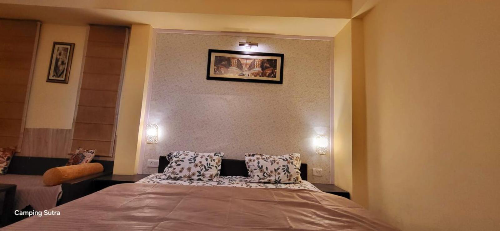 Hotel The Club Nine Mukteshwar Ngoại thất bức ảnh