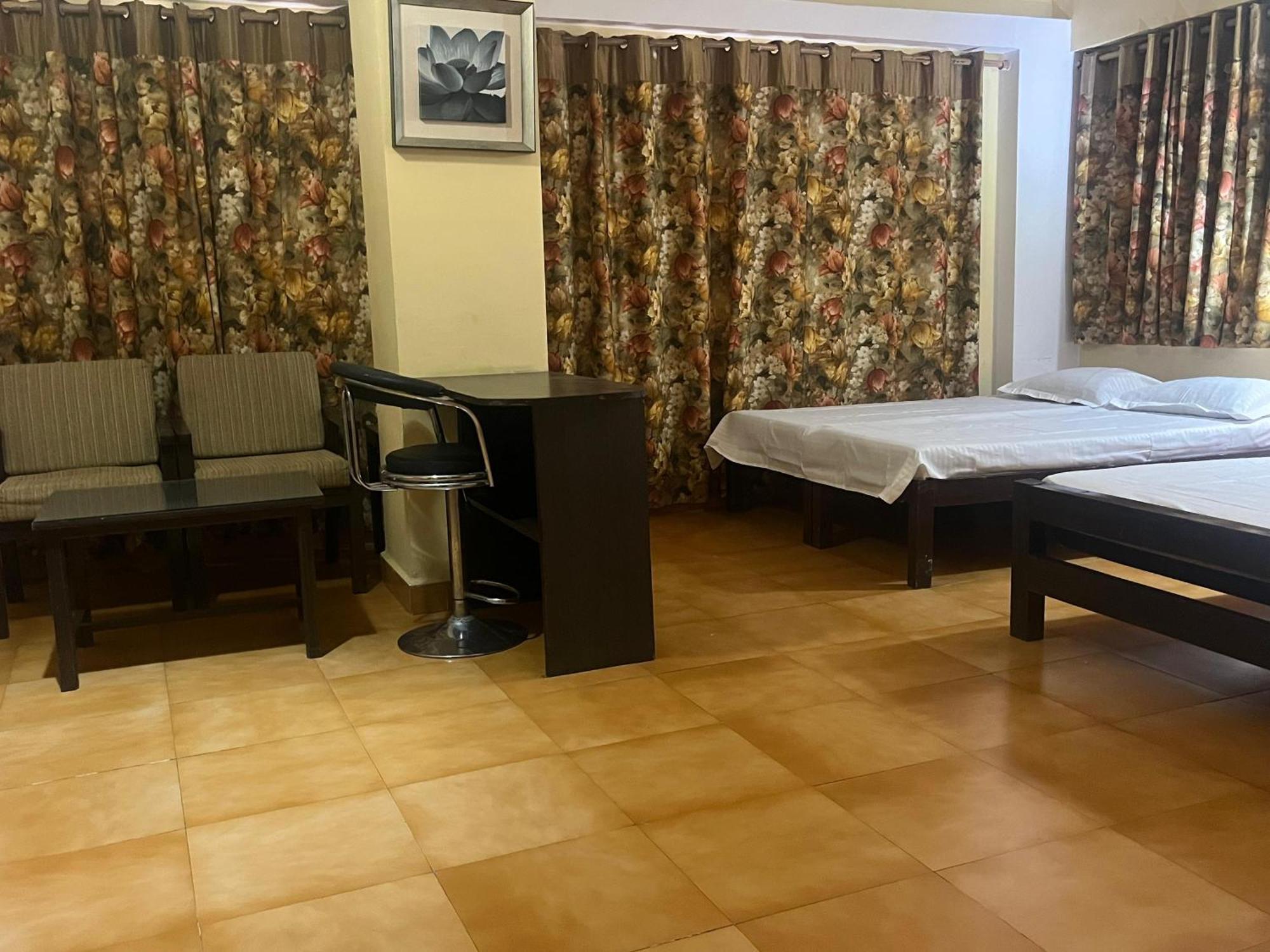 Hotel The Club Nine Mukteshwar Ngoại thất bức ảnh